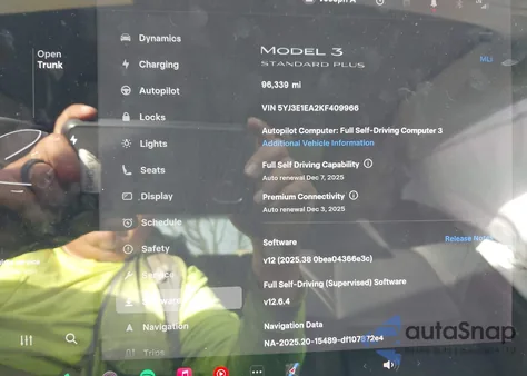 2019 Tesla Model 3 Long Range/Mid Range/Standard Range/Standard Range Plus z USA, uszkodzony, nr VIN 5YJ3E1EA2KF409966